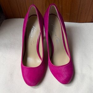 Kenneth Cole Hot Pink / Fushia  Round-Toe Pumps sz 6.5
